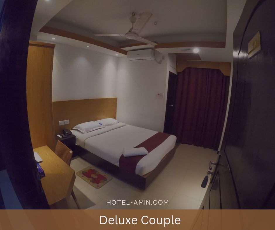 Deluxe Couple
